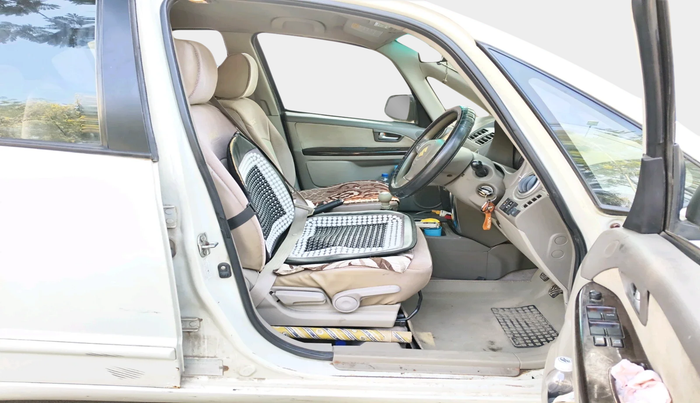 2010 Maruti SX4 ZXI, Petrol, Manual, 1,81,825 km, interior