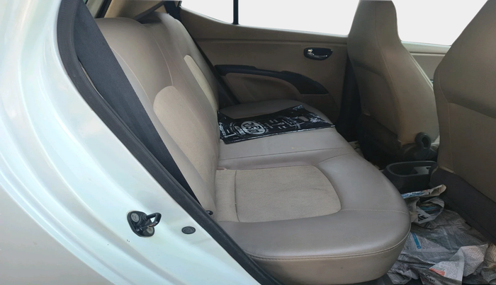 2012 Hyundai i10 MAGNA 1.2, Petrol, Manual, 1,08,092 km, interior