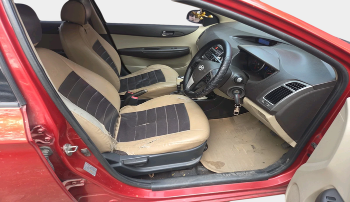 2014 Hyundai i20 SPORTZ 1.4 CRDI, Diesel, Manual, 62 km, interior