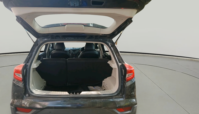 2020 Mahindra XUV300 W4 1.5 DIESEL, Diesel, Manual, 96,664 km, exterior