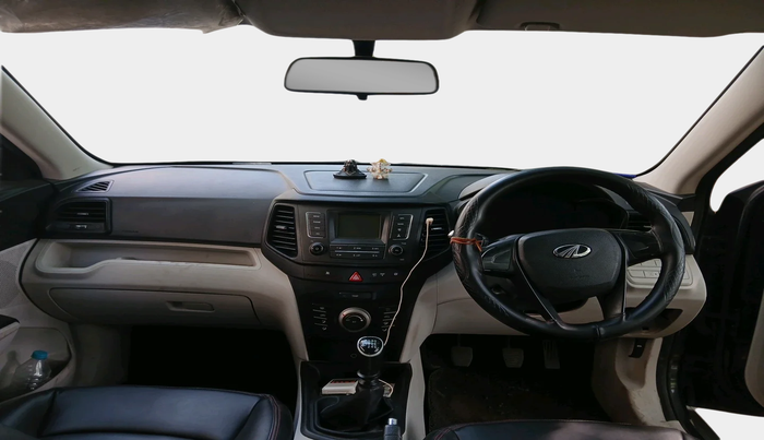 2020 Mahindra XUV300 W4 1.5 DIESEL, Diesel, Manual, 96,664 km, interior