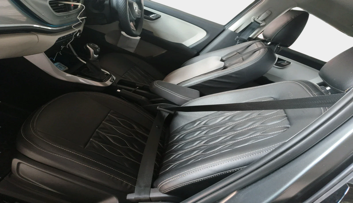 2023 Tata ALTROZ XZA, Petrol, Automatic, 29,759 km, interior