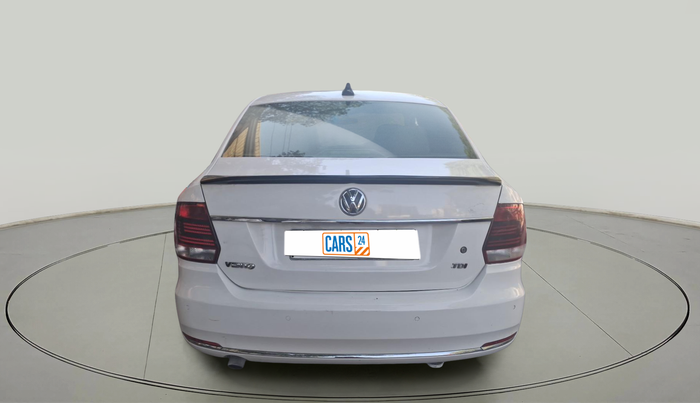 2016 Volkswagen Vento HIGHLINE 1.5 AT, Diesel, Automatic, 94,772 km, exterior