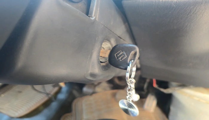 2011 Maruti Eeco 5 STR WITH A/C+HTR, Petrol, Manual, 1,38,462 km, interior