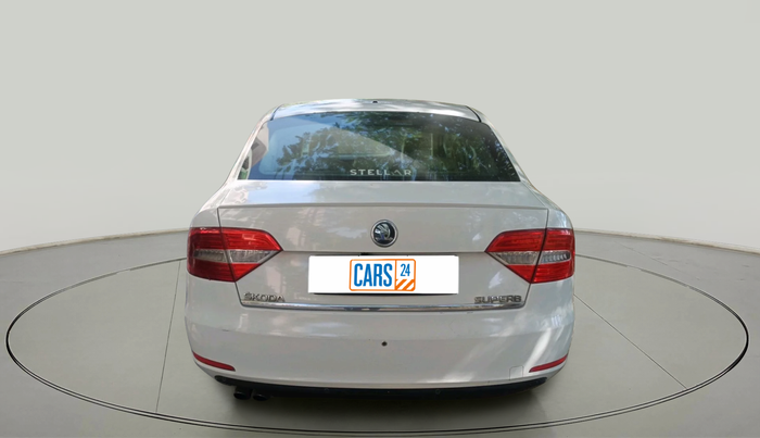 2014 Skoda Superb ELEGANCE 2.0 TDI CR AT, Diesel, Automatic, 1,19,430 km, exterior