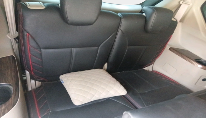 2021 Maruti Ertiga VXI SHVS, Petrol, Manual, 1,04,341 km, interior