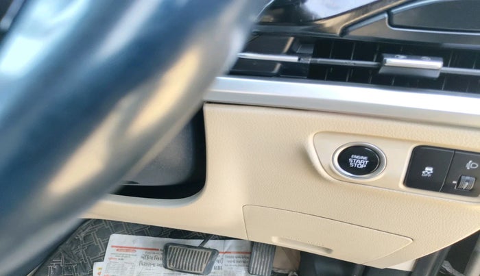 2022 KIA CARENS LUXURY PLUS 1.5 DIESEL AT 6 STR, Diesel, Automatic, 84,892 km, interior