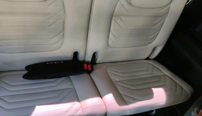 2022 KIA CARENS LUXURY PLUS 1.5 DIESEL AT 6 STR, Diesel, Automatic, 84,892 km, interior