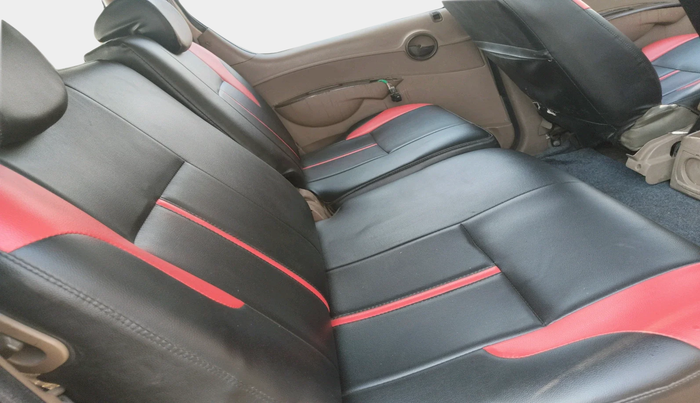 2010 Mahindra Xylo E2, Diesel, Manual, 1,55,113 km, interior