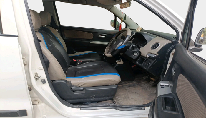 2013 Maruti Wagon R 1.0 LXI, Petrol, Manual, 64,760 km, interior