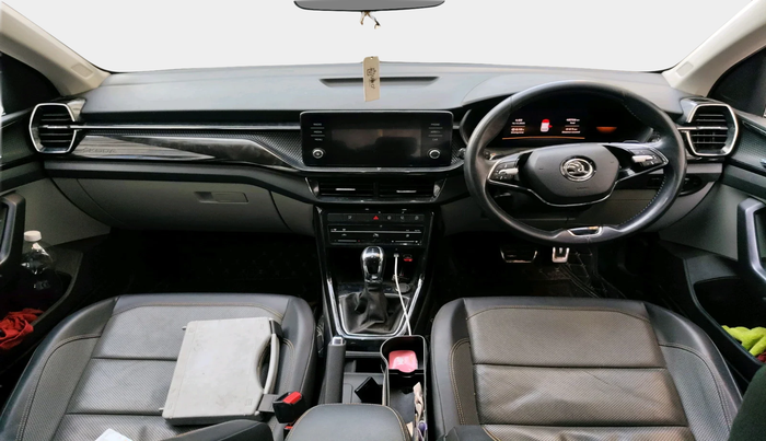 2022 Skoda KUSHAQ STYLE 1.0L TSI AT (6 AIRBAGS), Petrol, Automatic, 48,756 km, interior