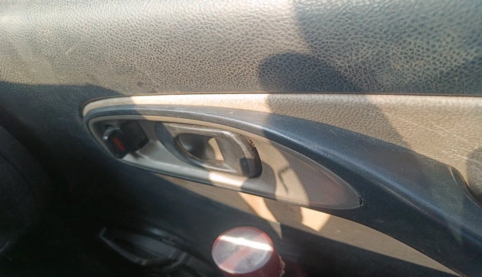 2016 Tata Indigo ECS LX TDI, Diesel, Manual, 2,24,479 km, interior