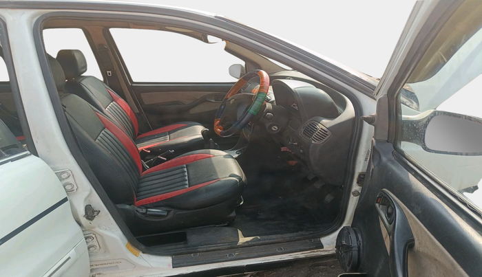 2016 Tata Indigo ECS LX TDI, Diesel, Manual, 2,24,479 km, interior