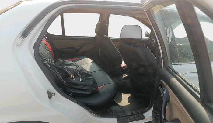 2016 Tata Indigo ECS LX TDI, Diesel, Manual, 2,24,479 km, interior