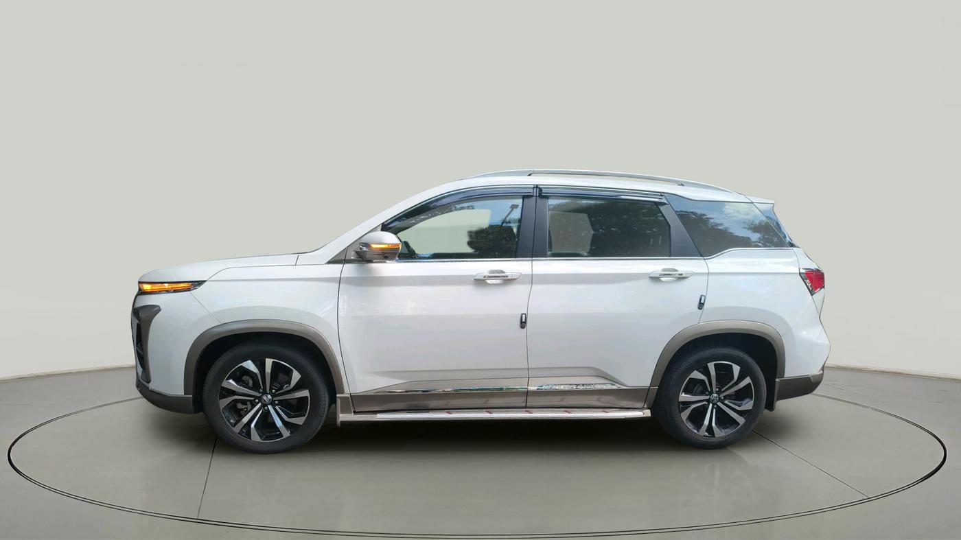2025 MG HECTOR PLUS SHARP PRO 1.5 PETROL TURBO CVT 6 STR, Petrol, Automatic, 1,113 km, exterior