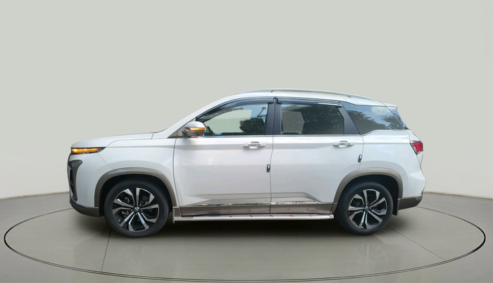 2025 MG HECTOR PLUS SHARP PRO 1.5 PETROL TURBO CVT 6 STR, Petrol, Automatic, 1,113 km, exterior