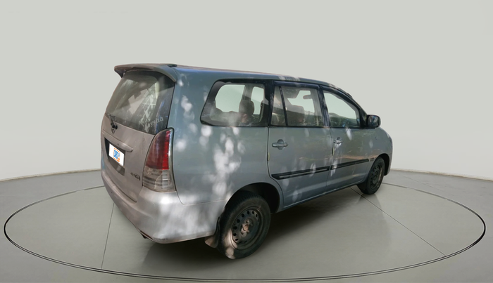 2010 Toyota Innova 2.5 G3, Diesel, Manual, 1,68,954 km, exterior