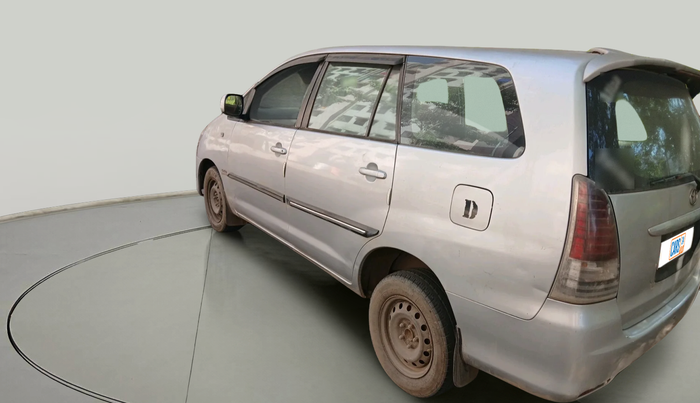 2010 Toyota Innova 2.5 G3, Diesel, Manual, 1,68,954 km, exterior