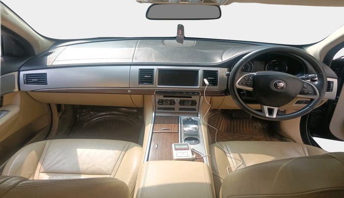 2014 Jaguar XF 2.2 DIESEL, Diesel, Automatic, 92,218 km, interior