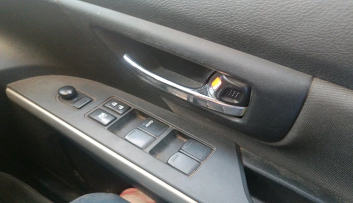 2016 Maruti S Cross ZETA 1.3, Diesel, Manual, 89,380 km, interior