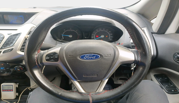 2014 Ford Ecosport TITANIUM 1.5L DIESEL, Diesel, Manual, 1,00,002 km, interior