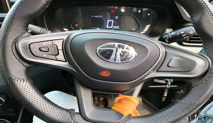 2024 Tata PUNCH ADVENTURE RHYTHM CNG MT, Petrol, Manual, 5,396 km, interior