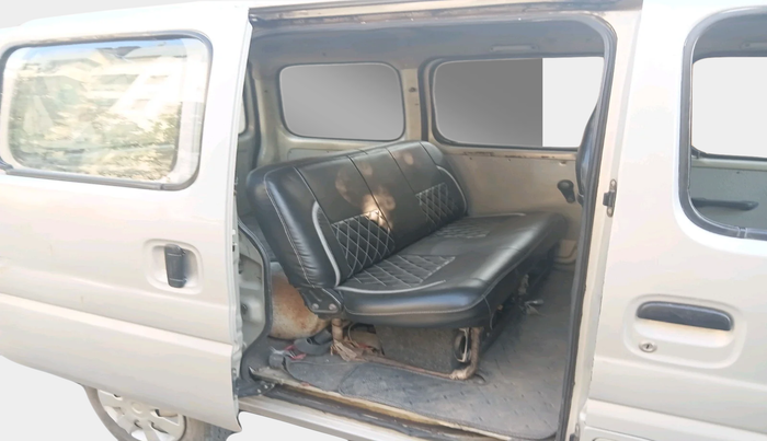 2010 Maruti Eeco 5 STR WITH A/C+HTR CNG, Petrol, Manual, 1,79,683 km, interior