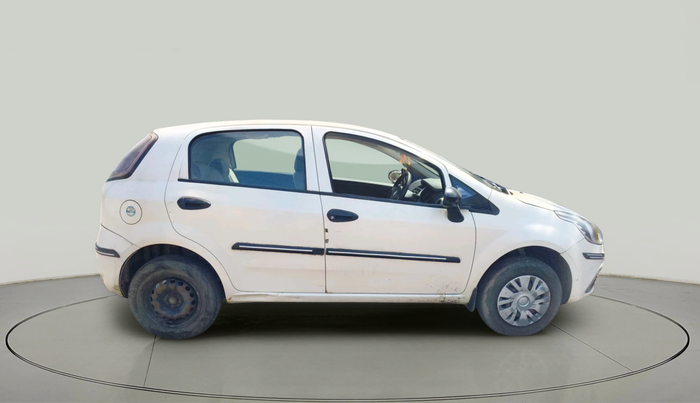 2014 Fiat Punto EVO ACTIVE 1.3 MULTIJET, Diesel, Manual, 1,03,963 km, exterior