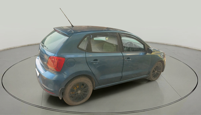 2016 Volkswagen Polo HIGHLINE1.5L, Diesel, Manual, 1,32,376 km, exterior