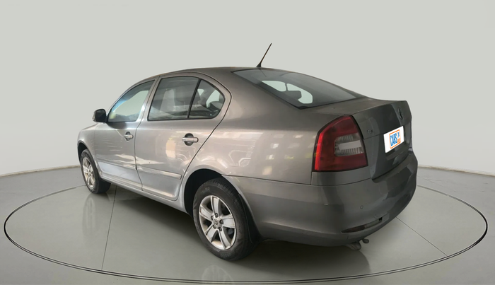 2013 Skoda Laura AMBIENTE 1.9 TDI MT, Diesel, Manual, 1,11,971 km, exterior