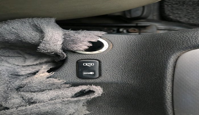 2013 Skoda Laura AMBIENTE 1.9 TDI MT, Diesel, Manual, 1,11,971 km, interior