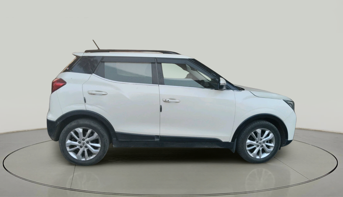 2019 Mahindra XUV300 W8 1.5 DIESEL, Diesel, Manual, 99,237 km, exterior