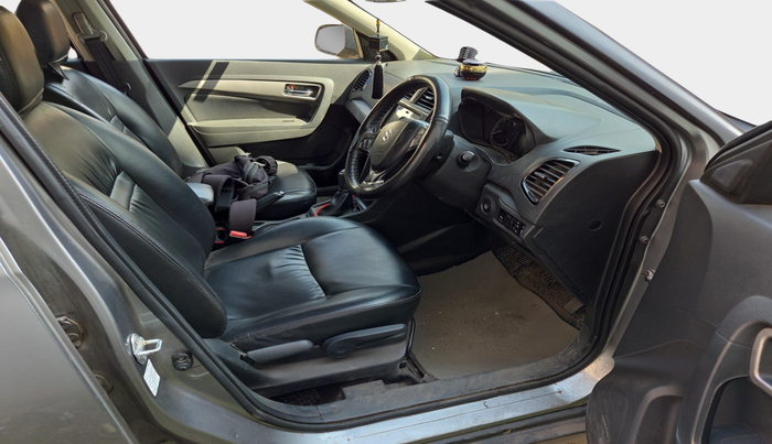 2016 Maruti Vitara Brezza ZDI PLUS, Diesel, Manual, 66,726 km, interior