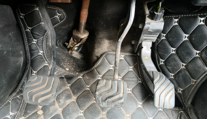 2021 Nissan MAGNITE XV MT, Petrol, Manual, 1,21,385 km, interior