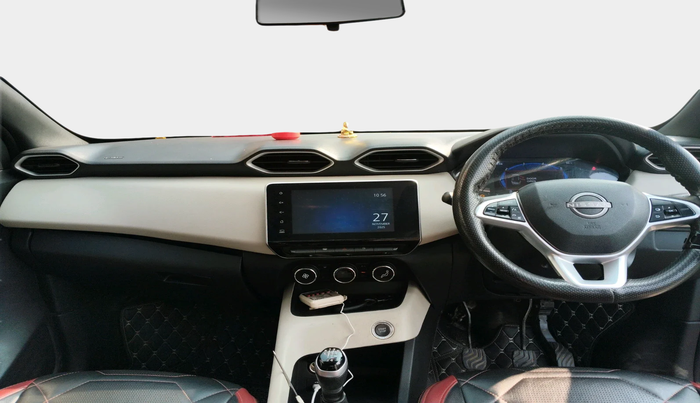 2021 Nissan MAGNITE XV MT, Petrol, Manual, 1,21,385 km, interior