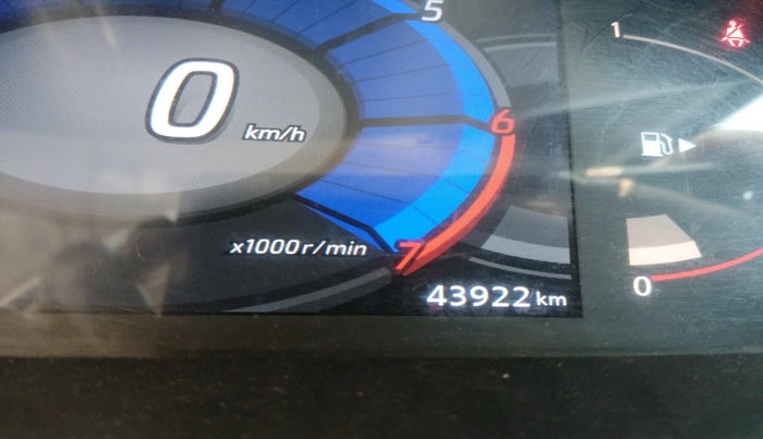 2021 Nissan MAGNITE XV MT, Petrol, Manual, 1,21,385 km, interior