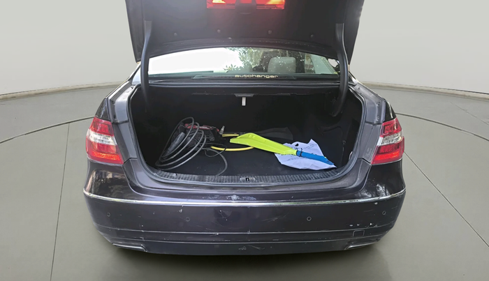 2012 Mercedes Benz E Class E200 CGI ELEGANCE, Petrol, Automatic, 51,292 km, exterior