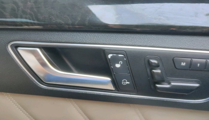 2012 Mercedes Benz E Class E200 CGI ELEGANCE, Petrol, Automatic, 51,292 km, interior