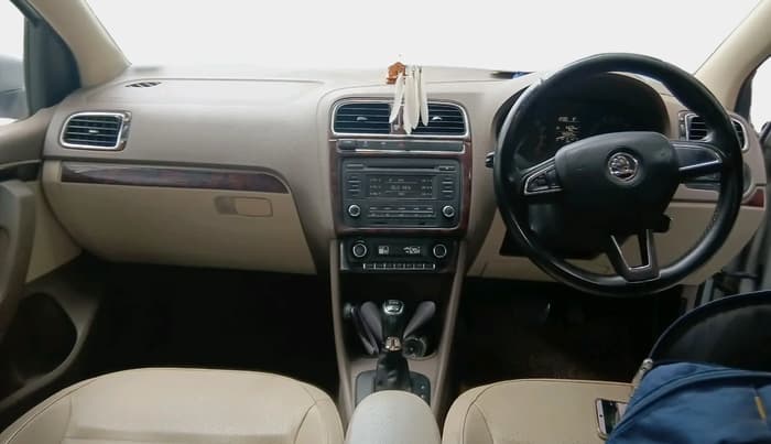 2015 Skoda Rapid 1.5 TDI CR ELEGANCE AT, Diesel, Automatic, 99,325 km, interior
