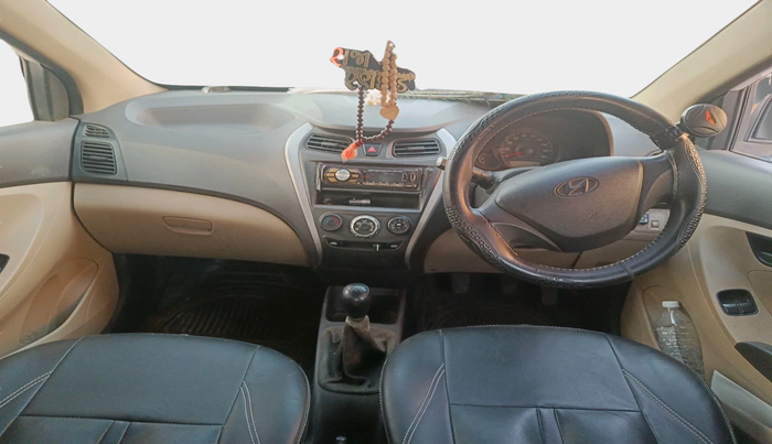 2015 Hyundai Eon ERA +, Petrol, Manual, 1,23,398 km, interior