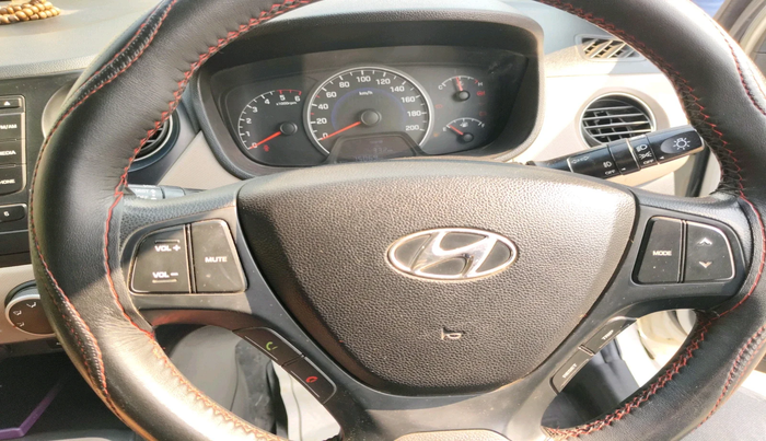 2015 Hyundai Grand i10 SPORTZ 1.1 CRDI, Diesel, Manual, 75,069 km, interior