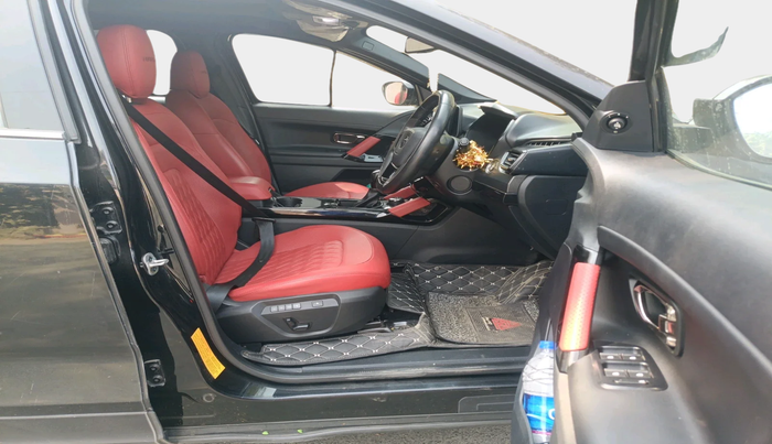 2023 Tata Harrier XZA + O 2.0L RED DARK EDITION 5 STR, Diesel, Automatic, 56,277 km, interior