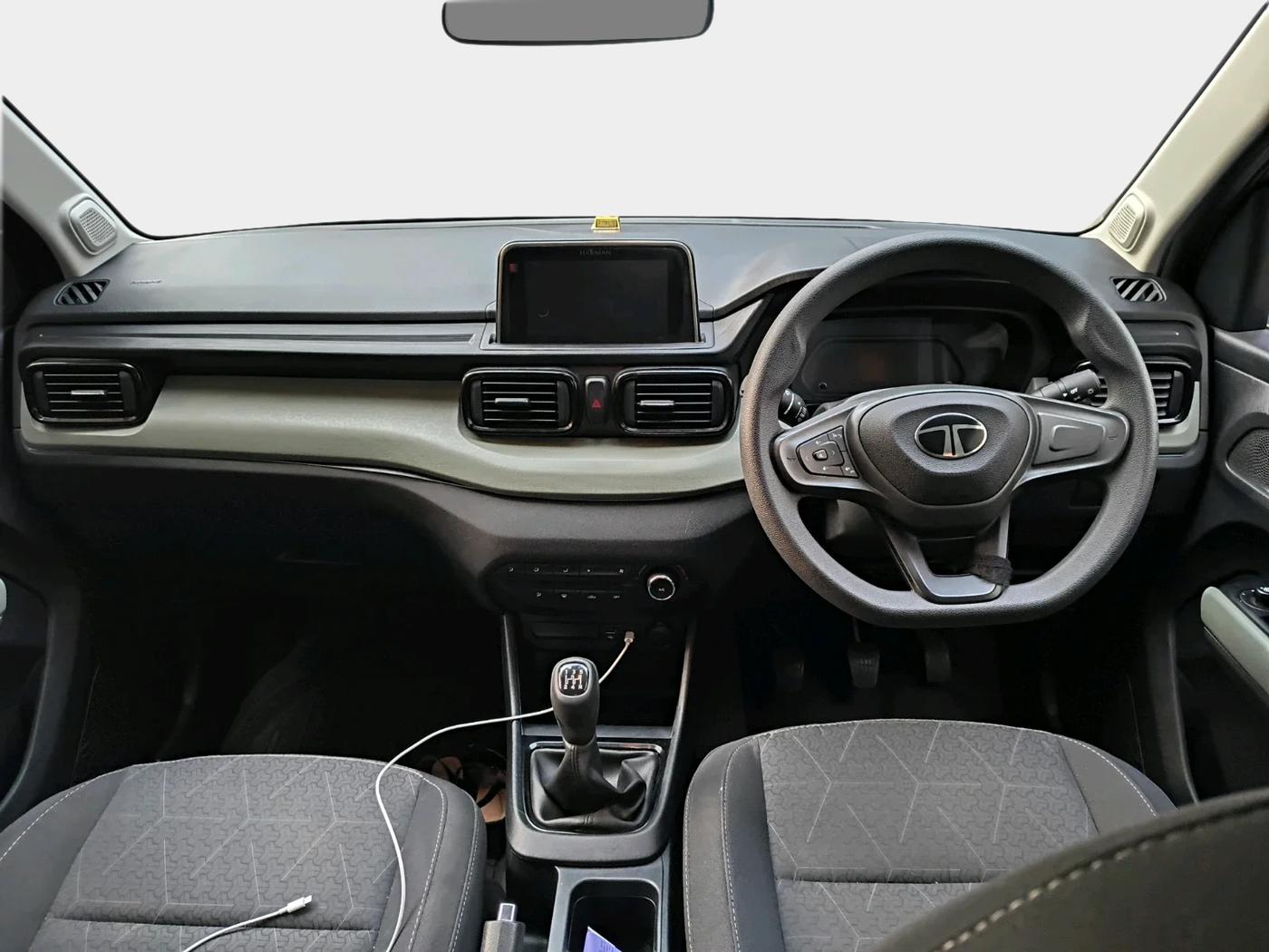2025 Tata PUNCH Adventure Plus, Petrol, Manual, 3,242 km, interior