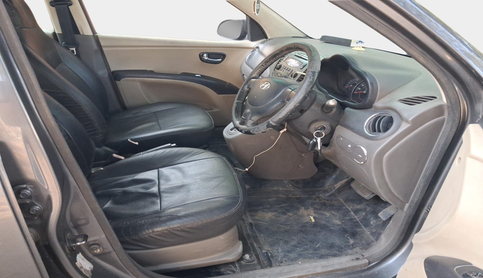 2011 Hyundai i10 SPORTZ 1.2 AT, Petrol, Automatic, 1,76,231 km, interior