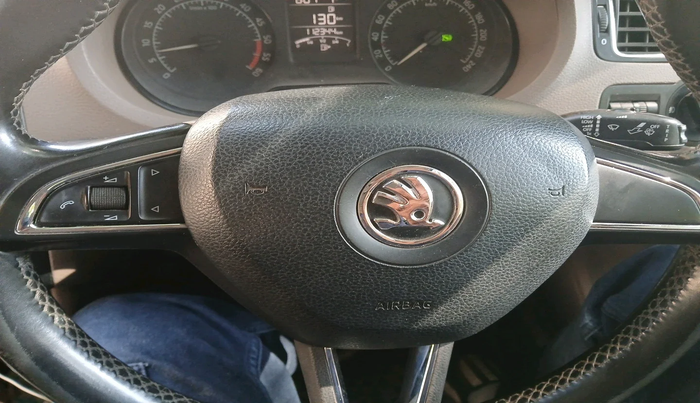 2016 Skoda Rapid AMBITION 1.5 TDI AT, Diesel, Automatic, 1,12,344 km, interior