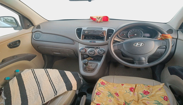 2011 Hyundai i10 ERA 1.1, Petrol, Manual, 84,113 km, interior
