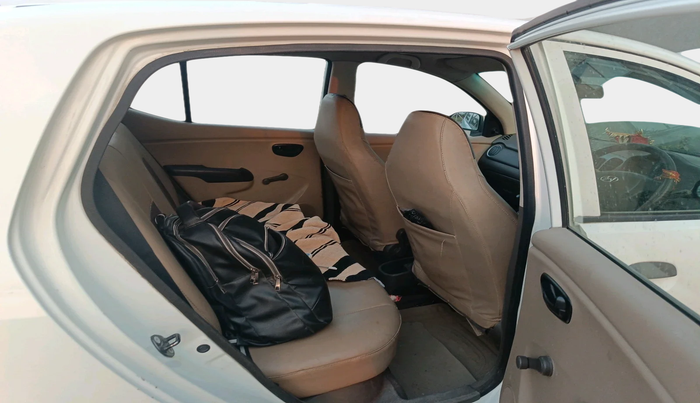 2011 Hyundai i10 ERA 1.1, Petrol, Manual, 84,113 km, interior