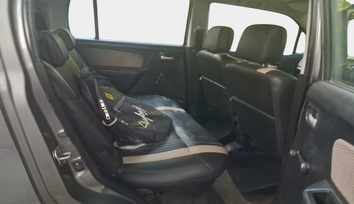 2013 Maruti Wagon R 1.0 LXI ABS, Petrol, Manual, 85,357 km, interior