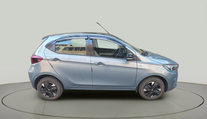 2023 Tata TIAGO EV XZ PLUS TECH LUX LONG RANGE, Electric, Automatic, 43,950 km, exterior