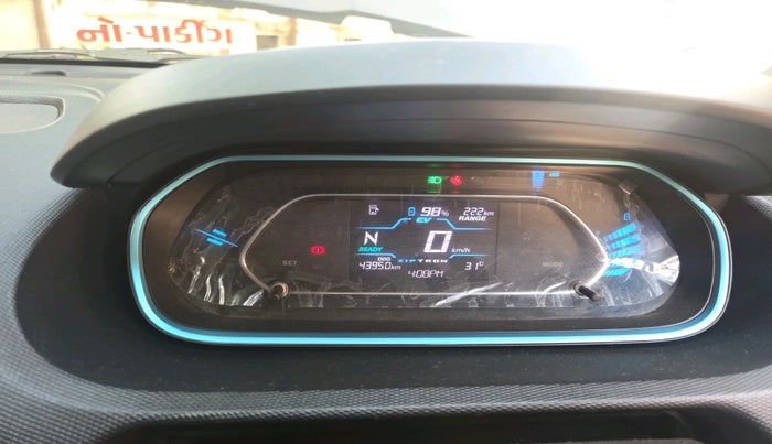 2023 Tata TIAGO EV XZ PLUS TECH LUX LONG RANGE, Electric, Automatic, 43,950 km, interior